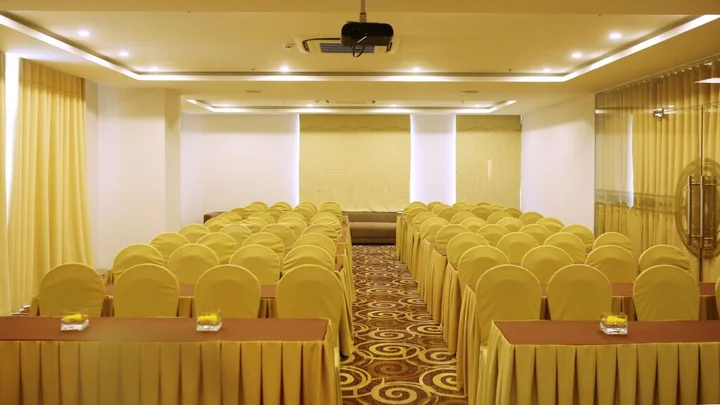 Дананг: Royal Family Hotel Da Nang