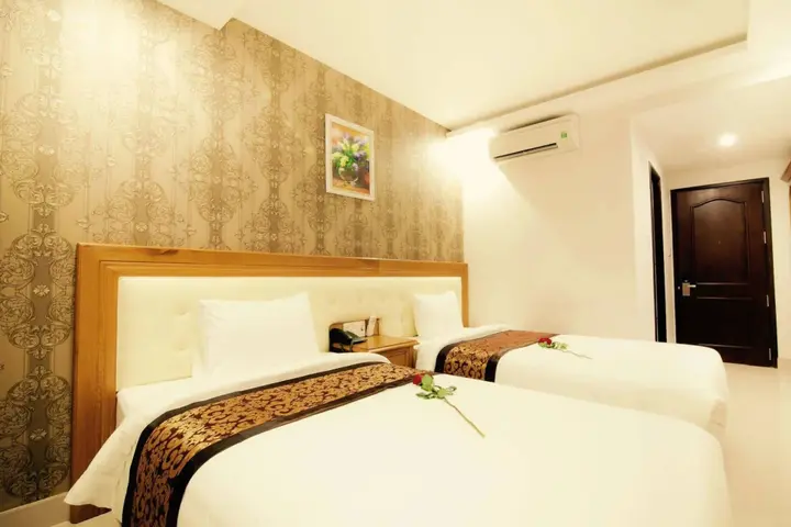 Дананг: Royal Family Hotel Da Nang