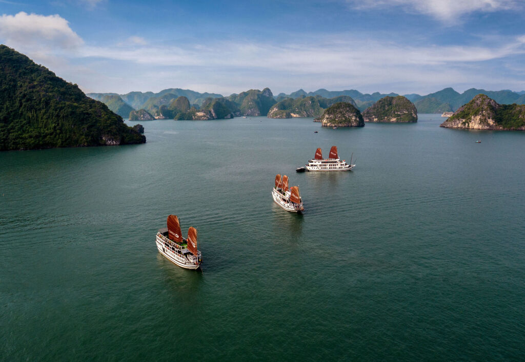 Халонг: Aclass Legend Cruise Halong Bay
