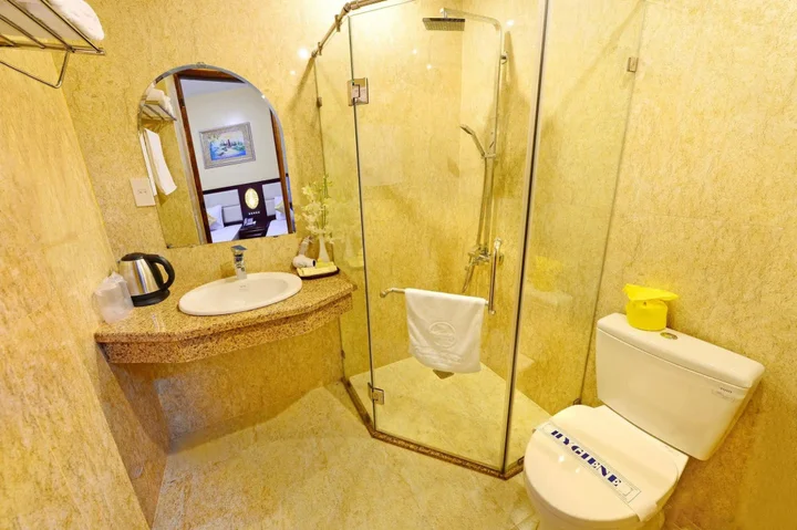 Хюэ: Thanh Lich Hue Hotel