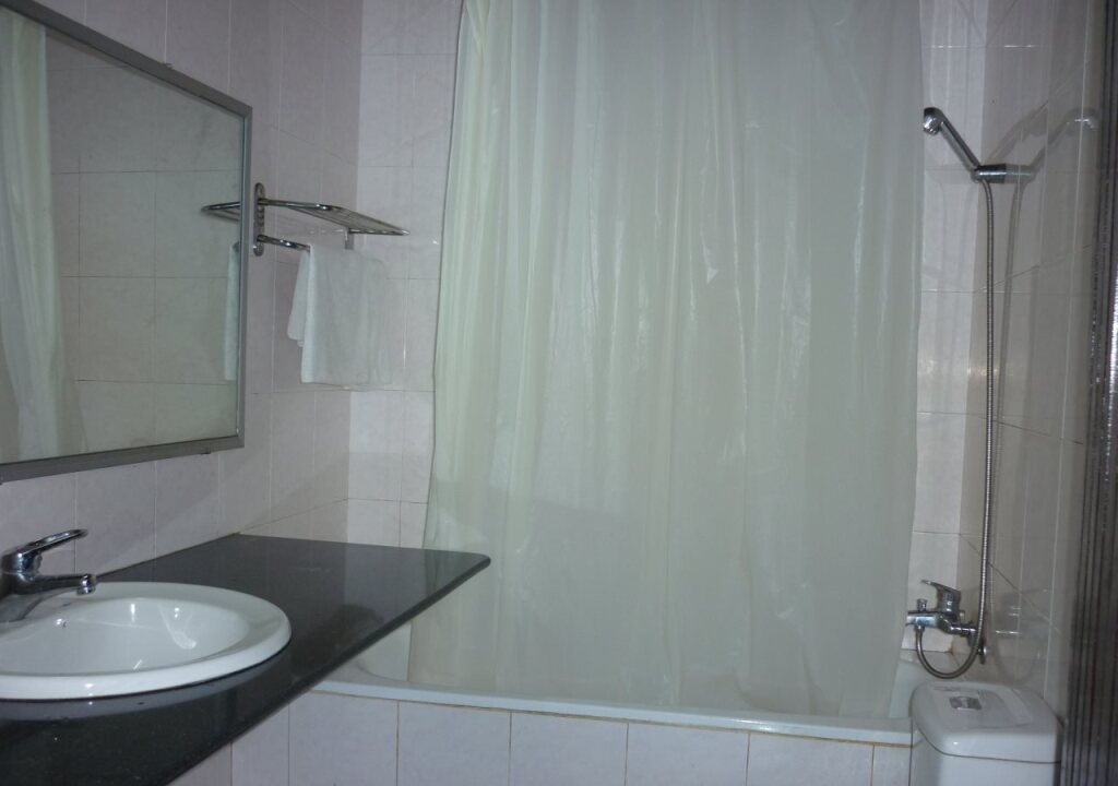 Хюэ: Thang Long Hotel