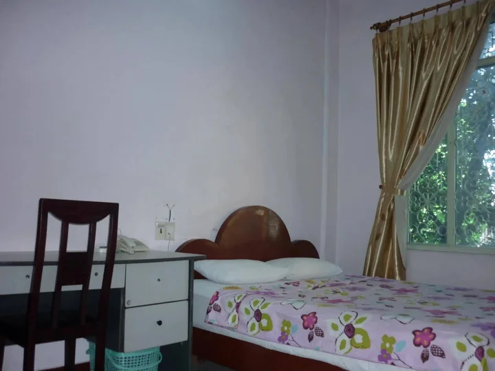 Хюэ: Thang Long Hotel