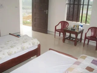 Зявьен: Cuc Phuong Bungalow