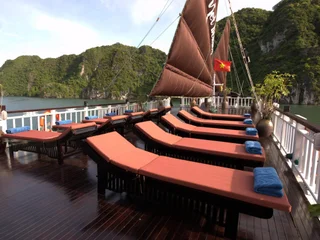Халонг: The Viet Beauty Cruise