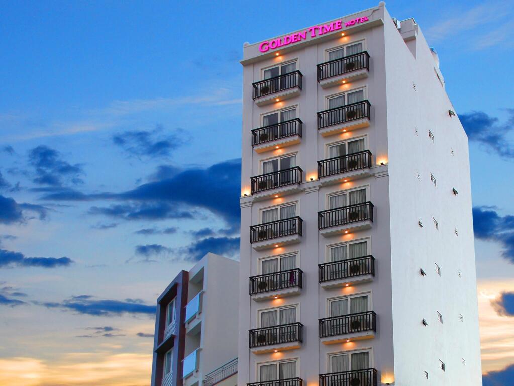 Golden Time Hotel — фото 1