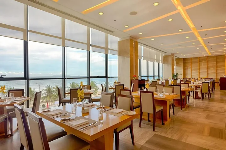 Дананг: Grand Tourane Hotel