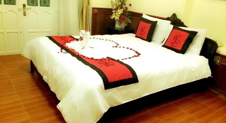 Хюэ: Hue Home Hotel