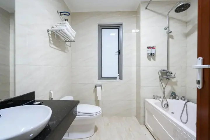Халонг: Luxury Hotel