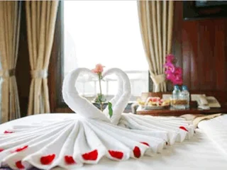 Халонг: Viola Cruise Halong Bay