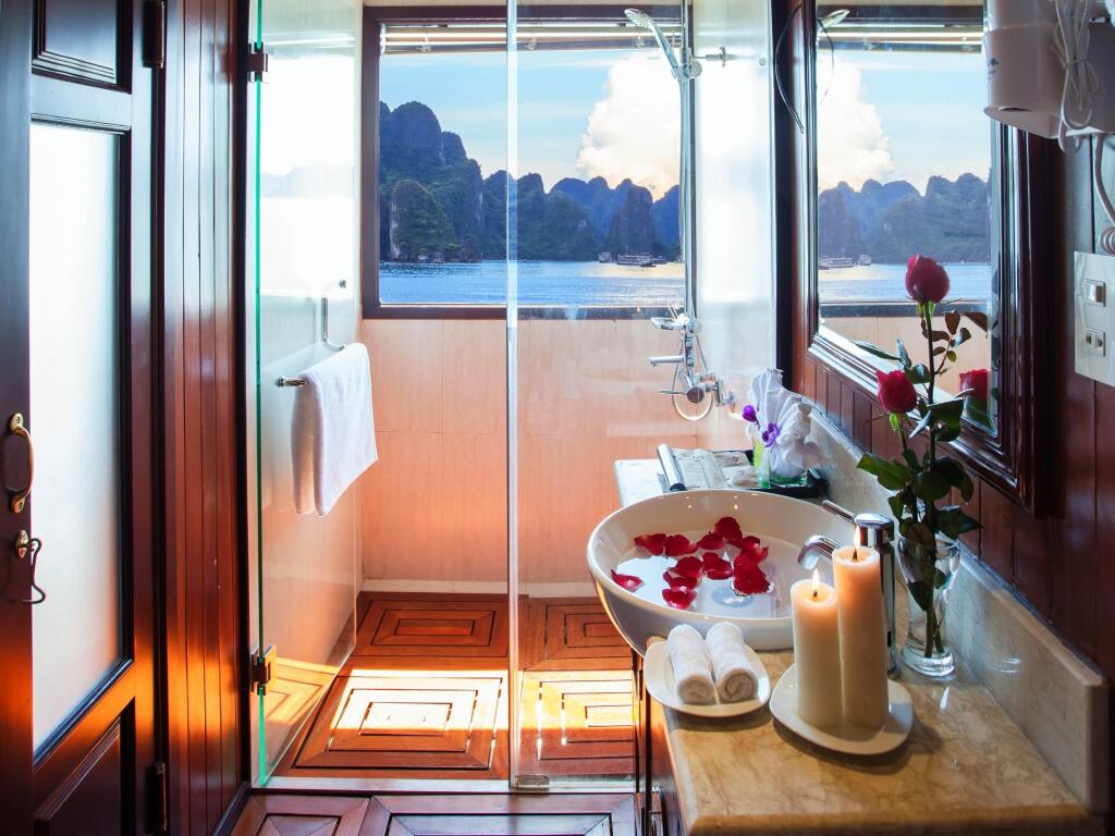 Viola Cruise Halong Bay — фото 4