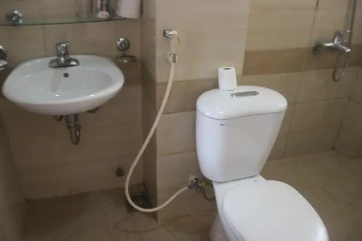 Хюэ: Hotel Cyclist