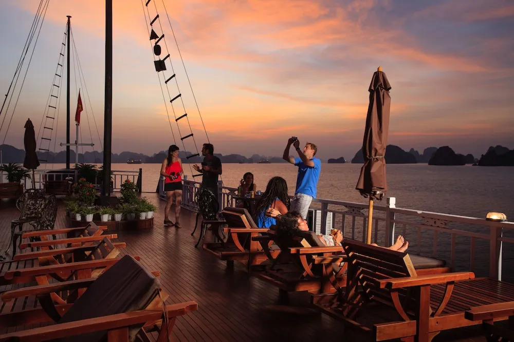Халонг: Garden Bay Luxury Cruise