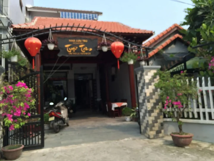 Хойан: Tue Tam Villa