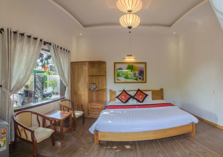 Хойан: Tue Tam Villa