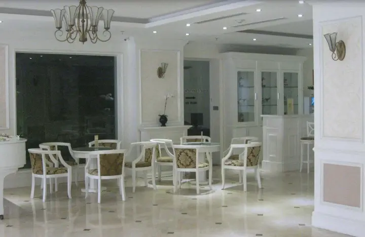 Халонг: City Bay Hotel