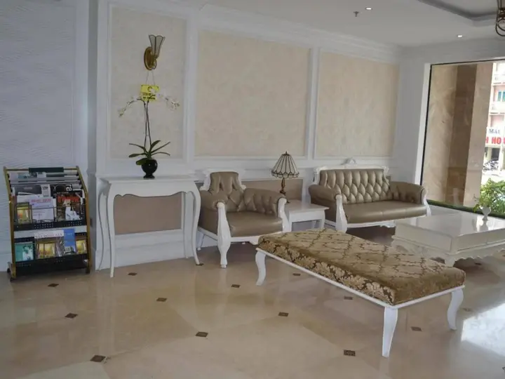 Халонг: City Bay Hotel