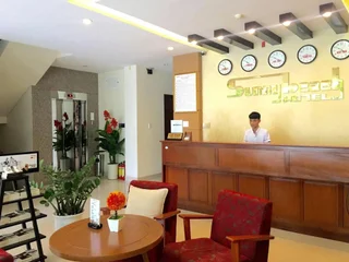 Дананг: Sunny Beach Hotel & Apartment