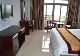 Халонг: Bong Sen Ha Long Hotel