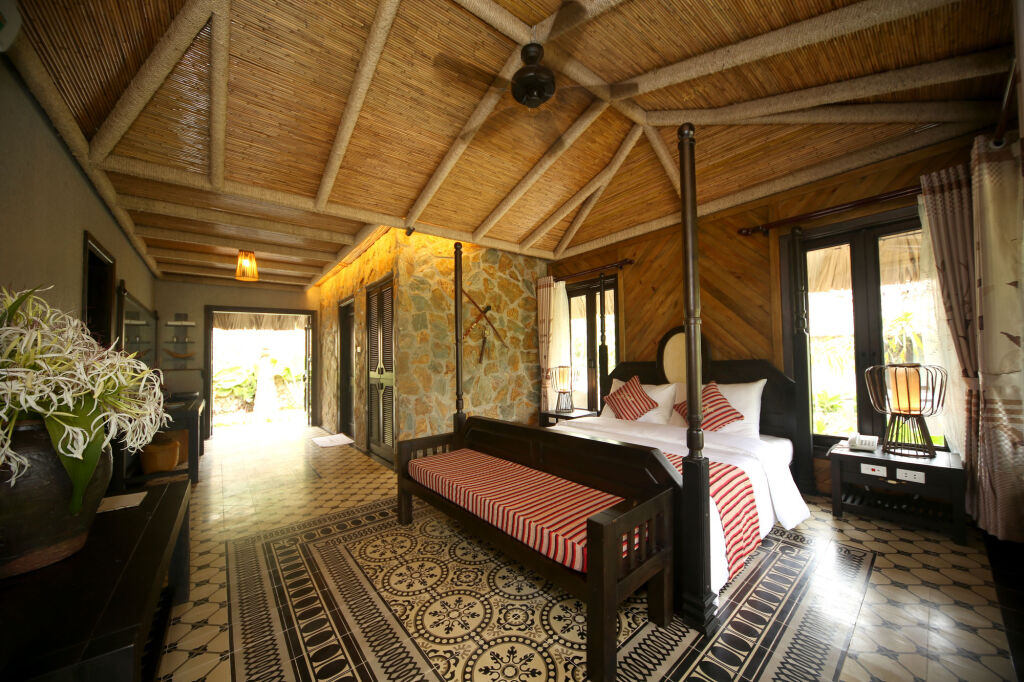 Маи-Чау: Mai Chau Ecolodge