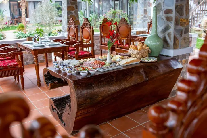 Зявьен: Bai Dinh Hotel