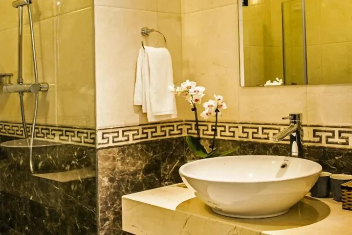 Зявьен: Bai Dinh Hotel