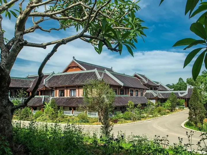 Зявьен: Bai Dinh Hotel