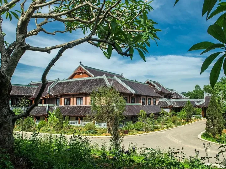 Зявьен: Bai Dinh Hotel