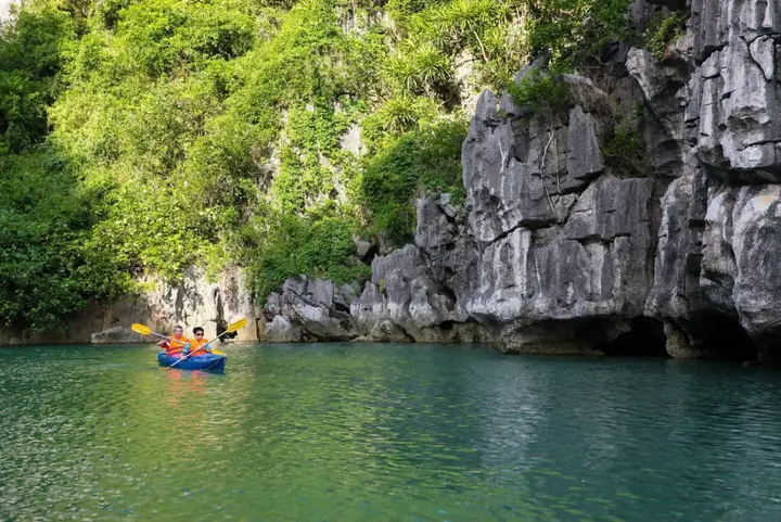Халонг: Halong Silversea Cruise