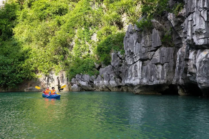 Халонг: Halong Silversea Cruise