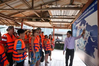 Халонг: Halong Silversea Cruise