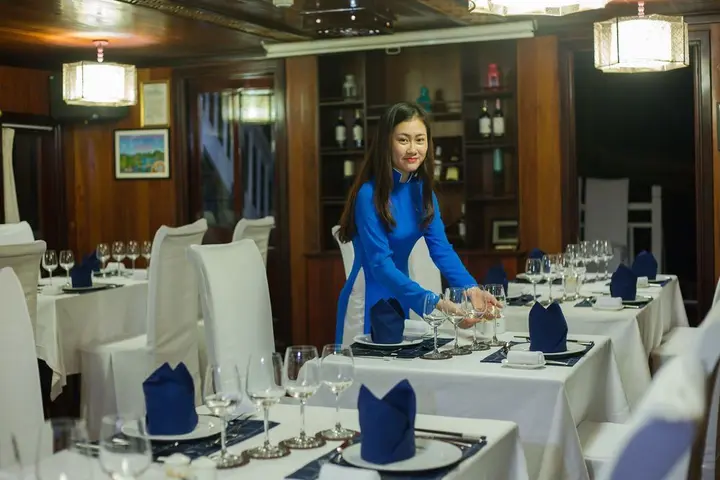 Халонг: Flamingo Luxury Cruises