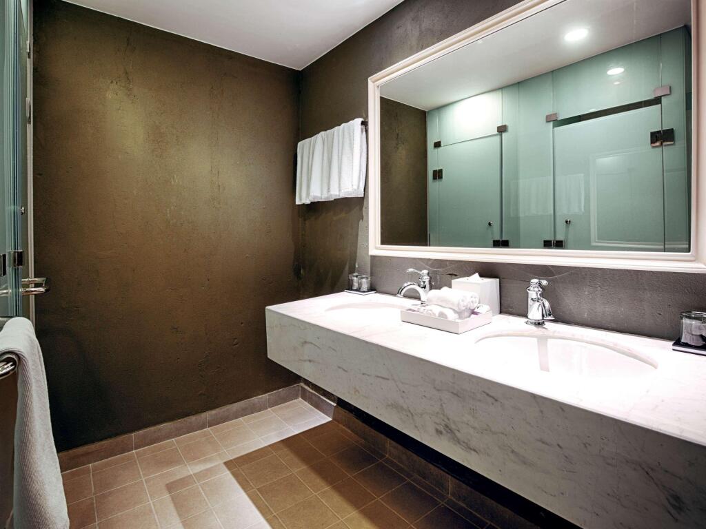 carousel image 2