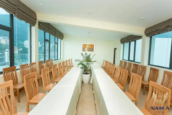 Там-Дао: Nam A Hotel