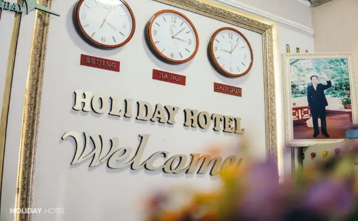 Халонг: Holiday Hotel