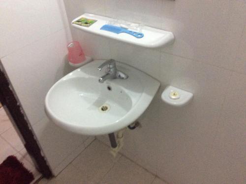 Халонг: Thuy Linh Hotel Halong