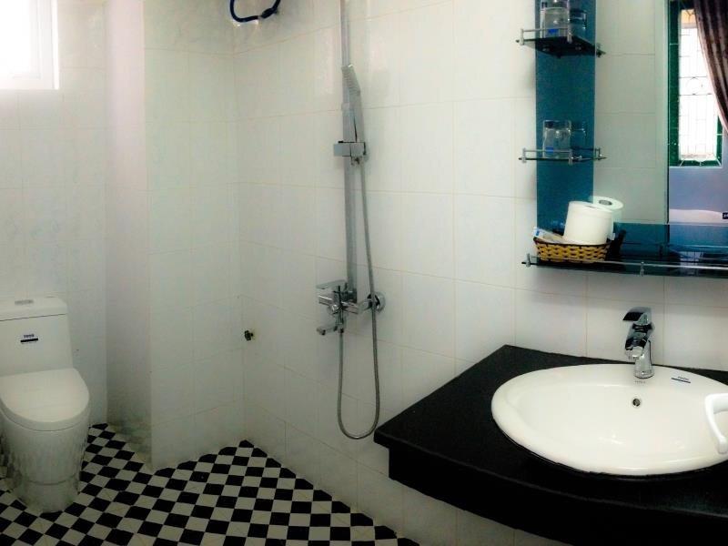 Халонг: Ngoc Chau Hotel