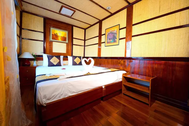 Халонг: Imperial Classic Cruise Halong
