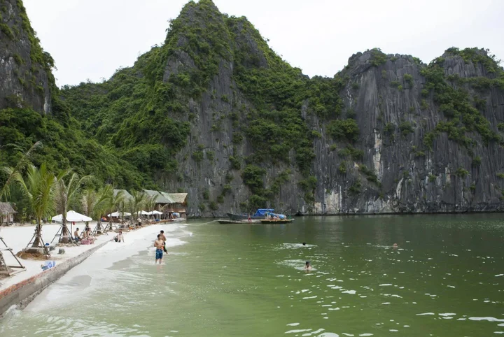Халонг: Imperial Classic Cruise Halong