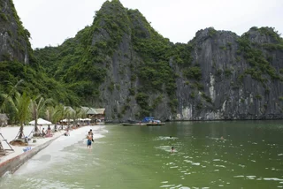 Халонг: Imperial Classic Cruise Halong