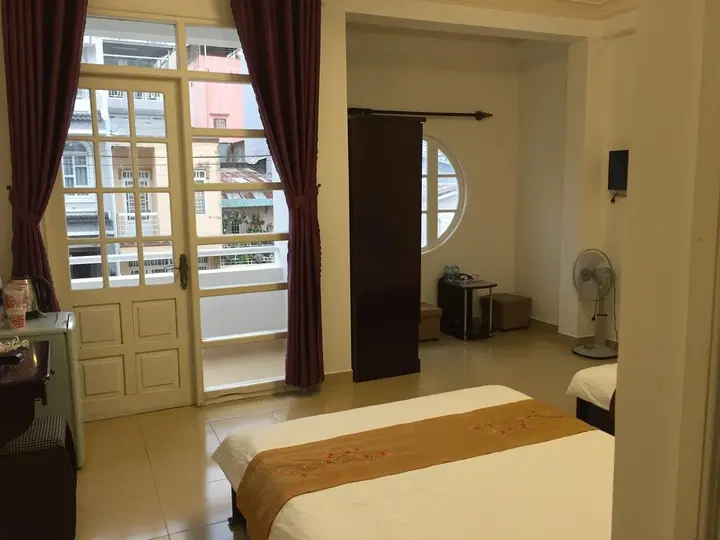 Далат: Gold Star Hotel