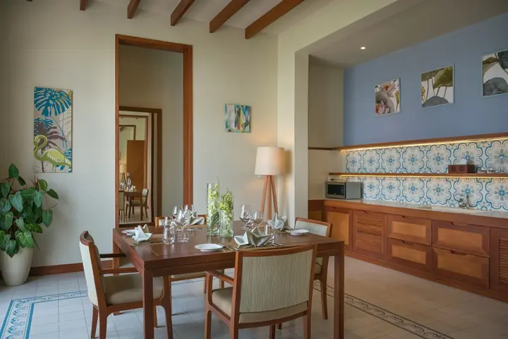 Шамшон: FLC Luxury Resort Samson