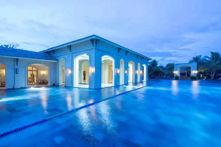 Шамшон: FLC Luxury Resort Samson
