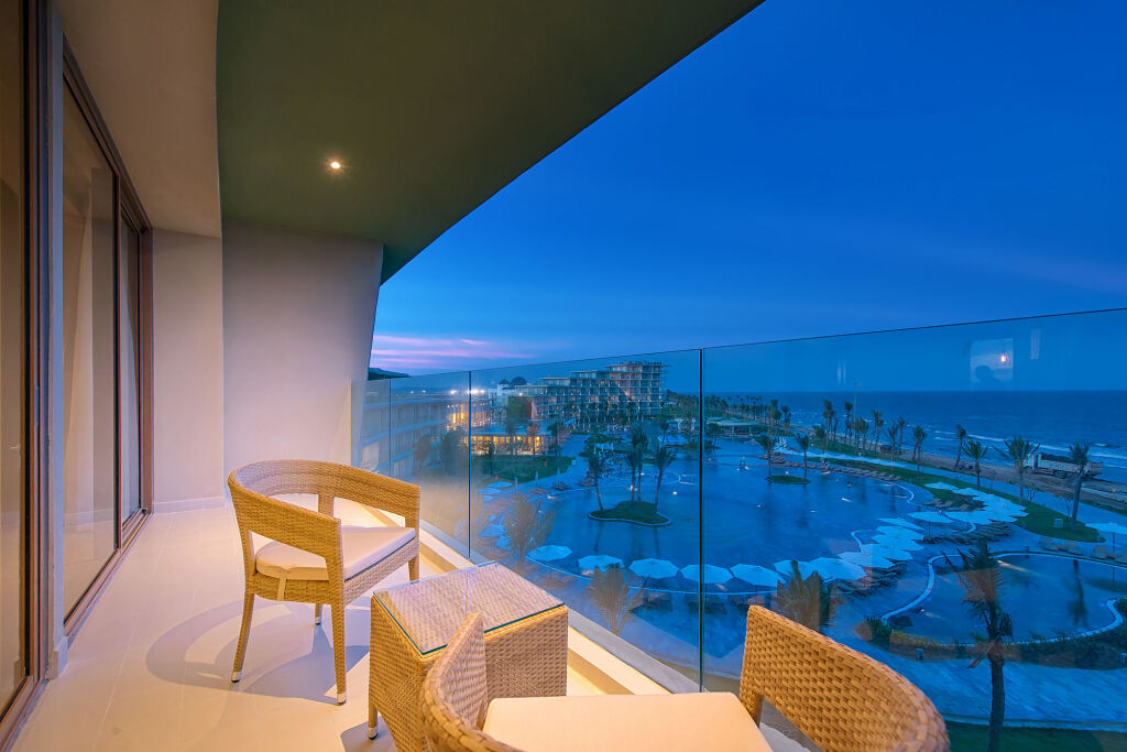 Шамшон: FLC Luxury Hotel Samson