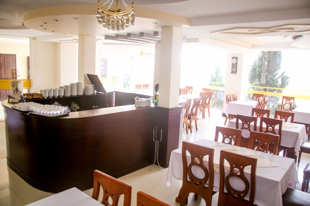 Далат: Le Petit Paris Hotel Dalat