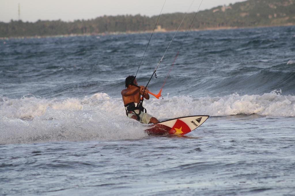 Фантхьет: Source Kiteboarding & Lodge