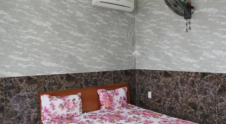 Куинён: Yen Vy Hotel