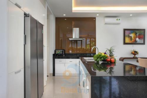 Luxury Beach View Villa — фото 2