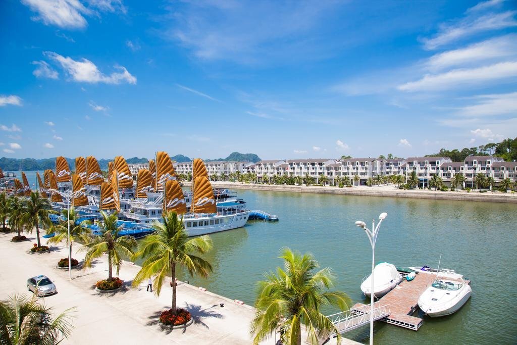 Халонг: Tuan Chau Marina Hotel