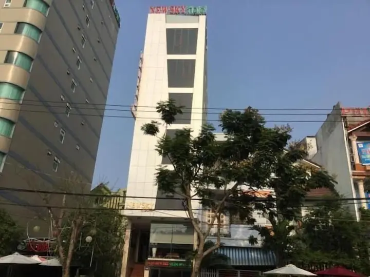 Дананг: New Sky Hotel