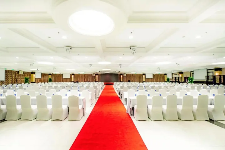 Тхузаумот: Becamex Hotel New City